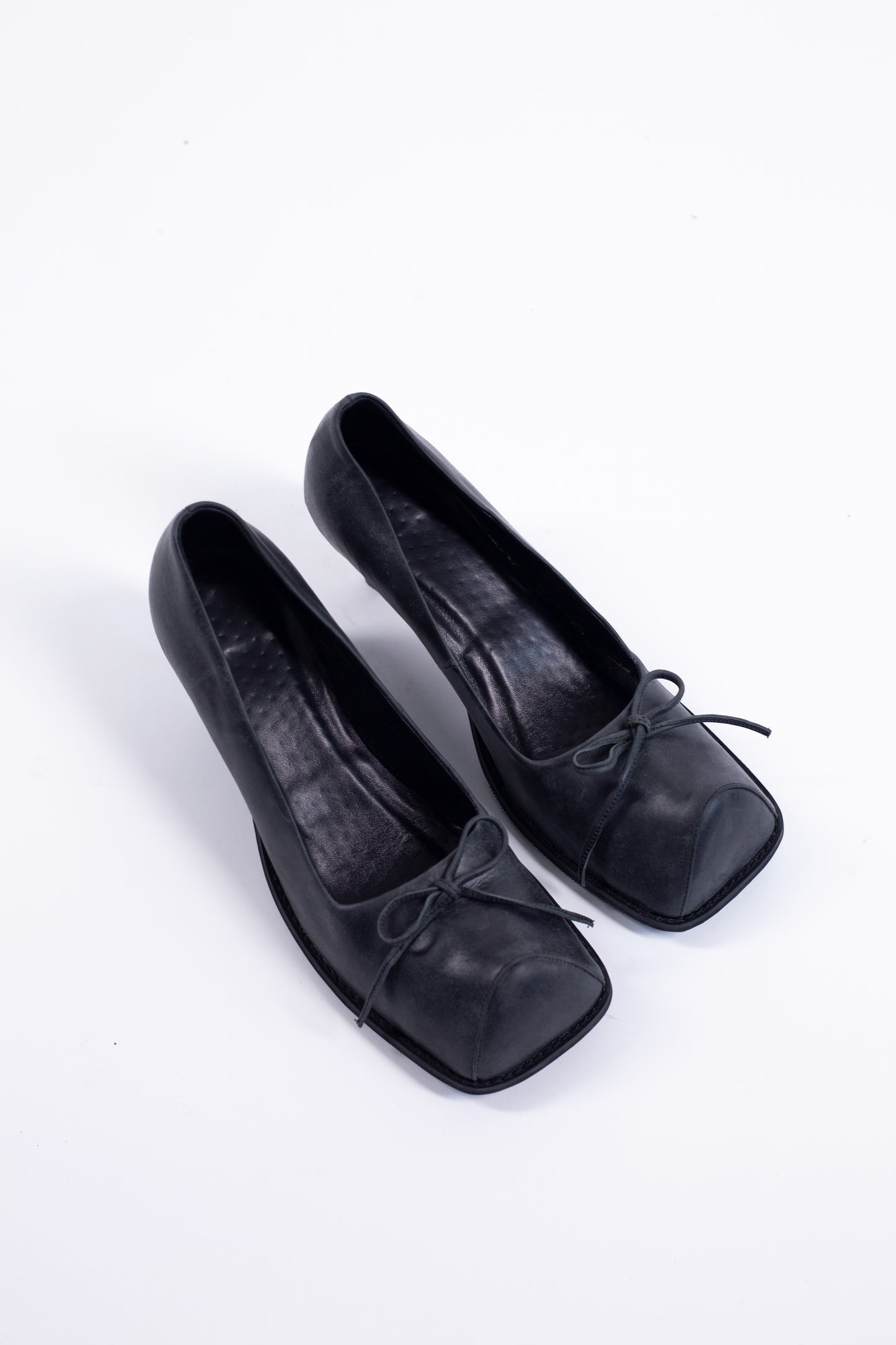 HOFA PUMPS IN BLACK